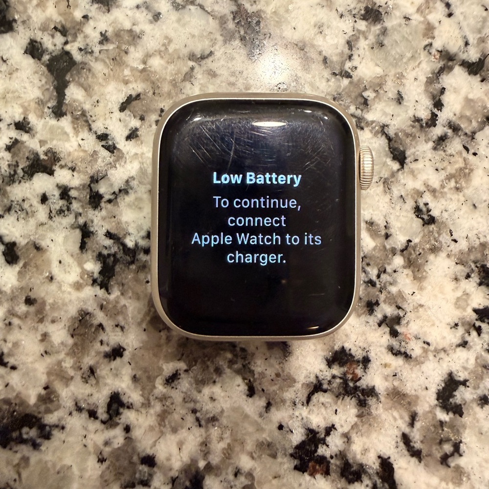 Apple Watch Series 9 *LOCKED*